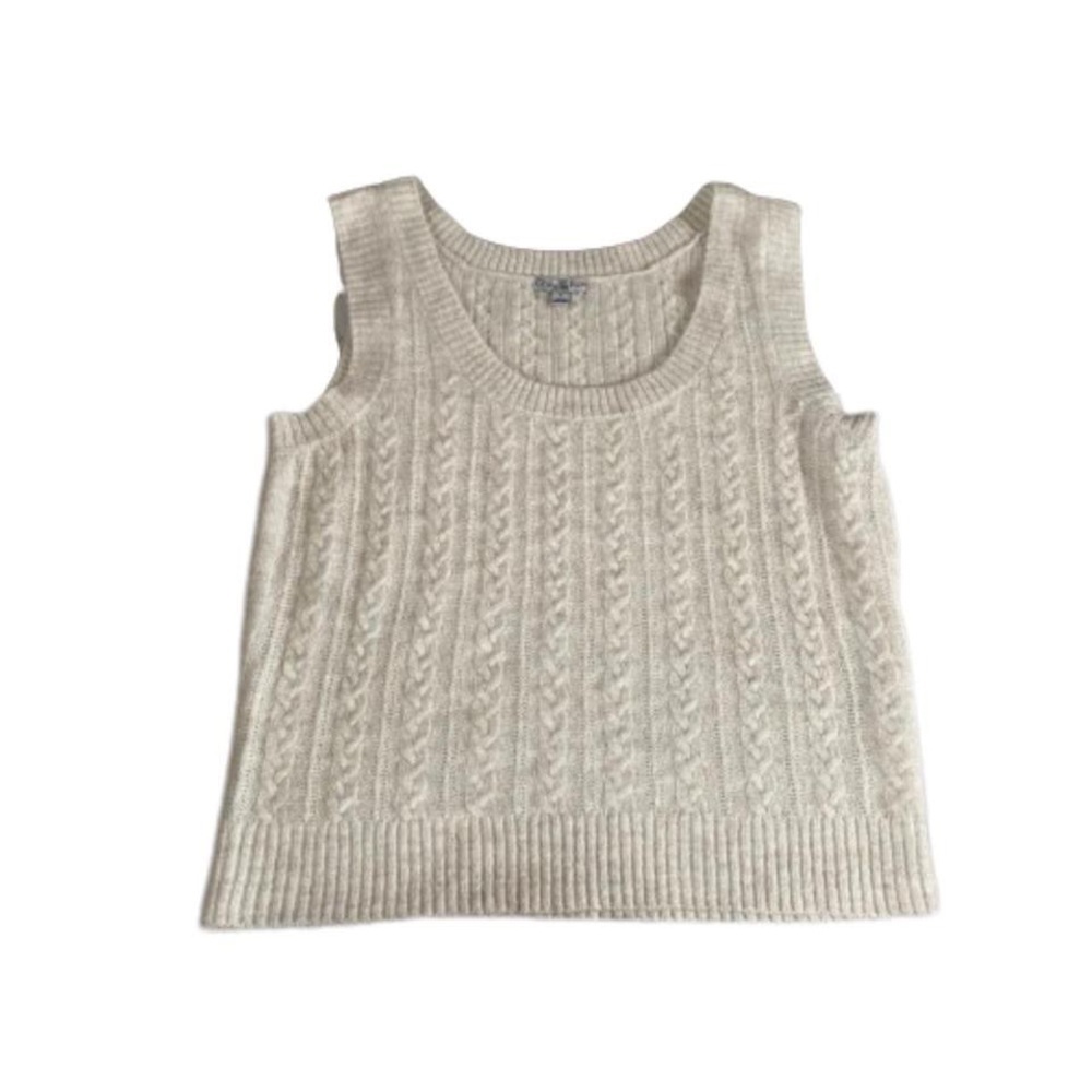 White soft sweater vest